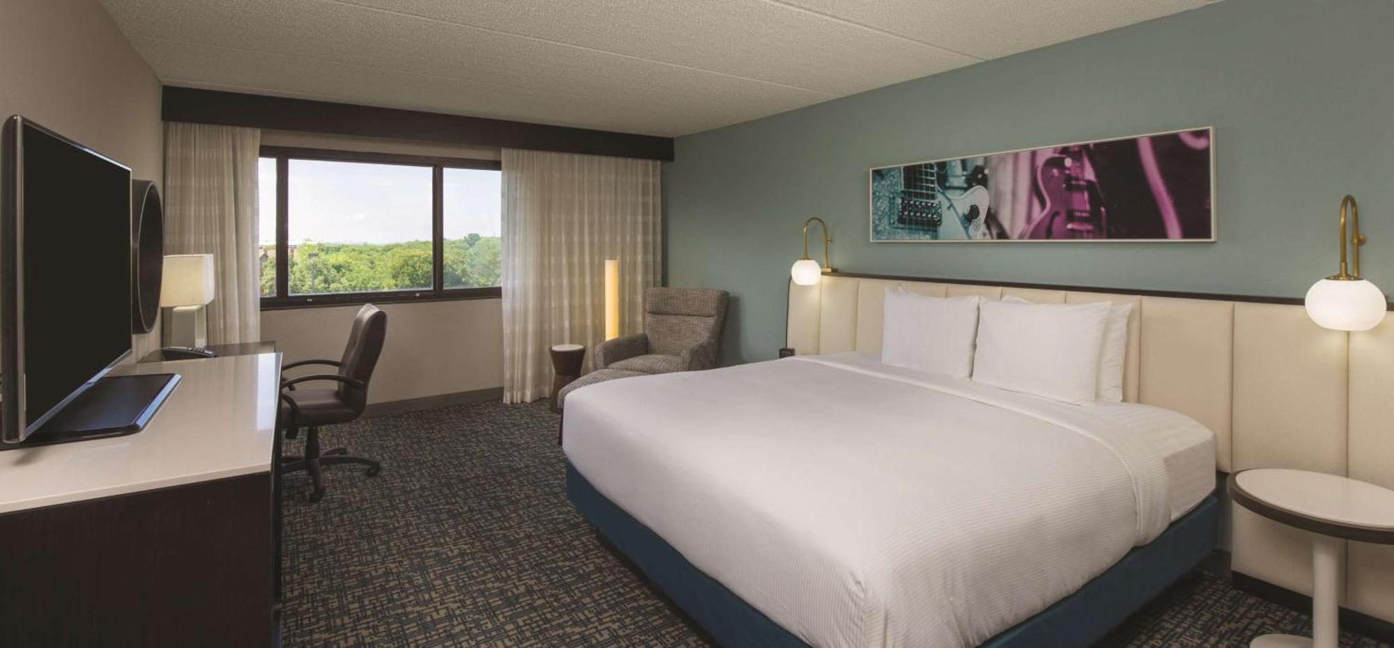 Doubletree By Hilton Austin Northwest - Arboretum Exterior photo