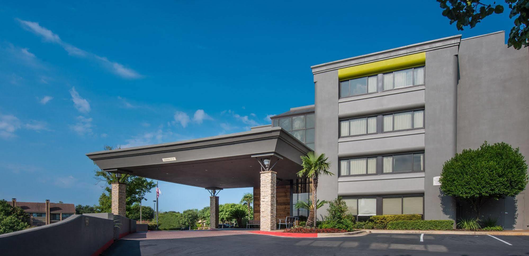 Doubletree By Hilton Austin Northwest - Arboretum Exterior photo